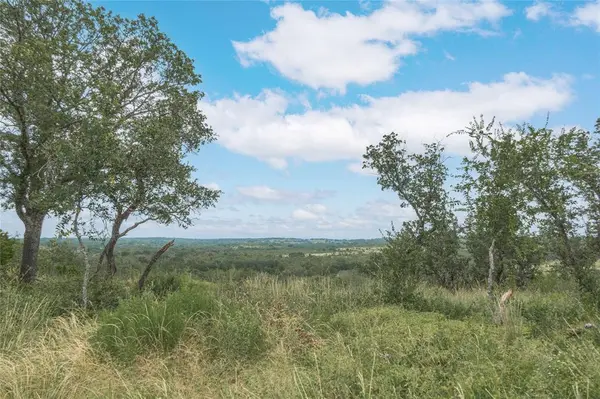 332 Ledge Stone, Blanket, TX 67432