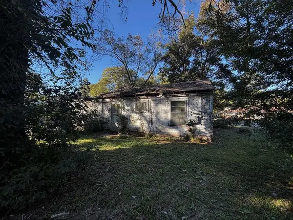 407 S Park Drive, Springhill, LA 71075