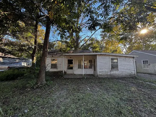 407 S Park Drive, Springhill, LA 71075