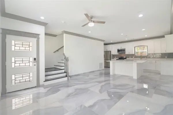 621 N Nursery Road, Irving, TX 75061