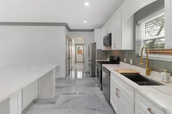 621 N Nursery Road, Irving, TX 75061