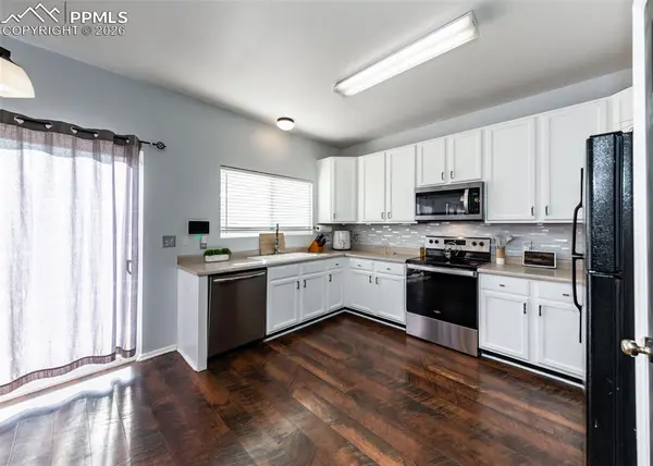 2214 Cowhand PL, Pueblo, CO 81008