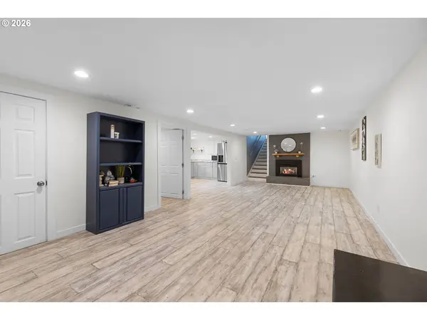 52052 SE 3RD PL, Scappoose, OR 97056