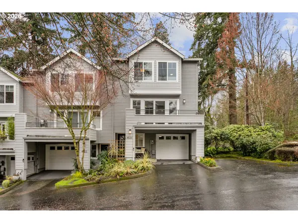 4520 LOWER DR, Lake Oswego, OR 97035