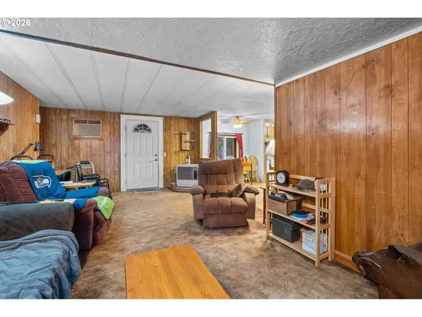 17114 FAUN LN, La Pine, OR 97739