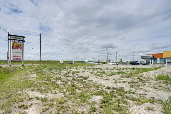 3710 104 AVE NE #Lot # 5, Calgary, AB T3N 0T1