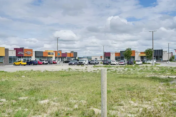 3710 104 AVE NE #Lot # 5, Calgary, AB T3N 0T1