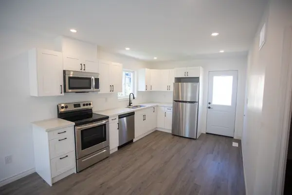 277 GROVE ST E #Unit C, Barrie, ON L4M 2R2