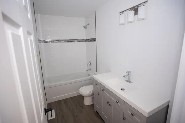 277 GROVE ST E #Unit C, Barrie, ON L4M 2R2