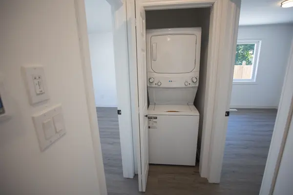 277 GROVE ST E #Unit C, Barrie, ON L4M 2R2