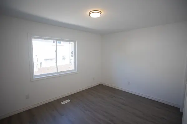 277 GROVE ST E #Unit C, Barrie, ON L4M 2R2