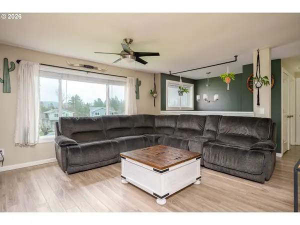 2331 SW SPENCE CT, Troutdale, OR 97060