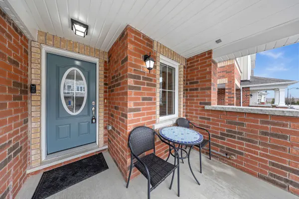 39 Stocks LN, Aurora, ON L4G 0Y3