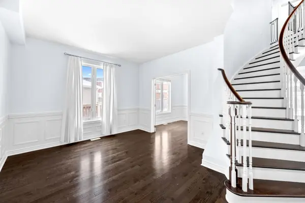 67 Jewelwing CT, Bradford West Gwillimbury, ON L3Z 0N7