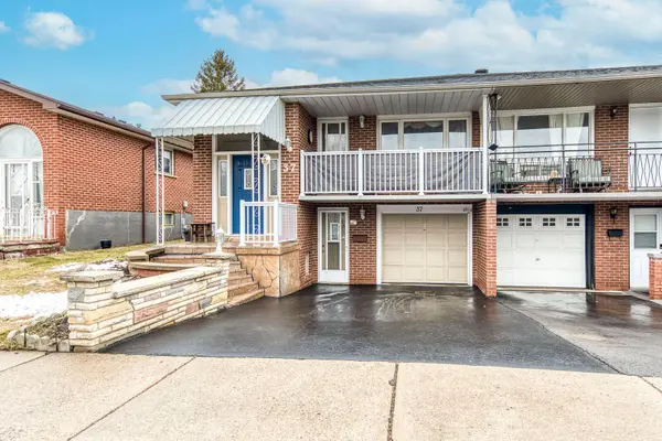 37 Prouse DR, Brampton, ON L6V 3A3
