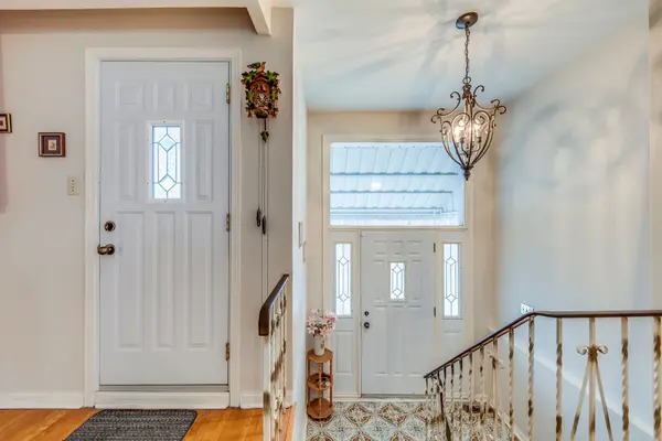 37 Prouse DR, Brampton, ON L6V 3A3