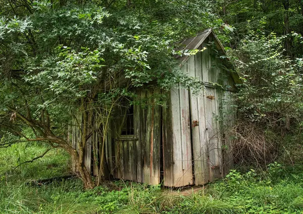 8181 Dairy Ln, Athens, OH 45701