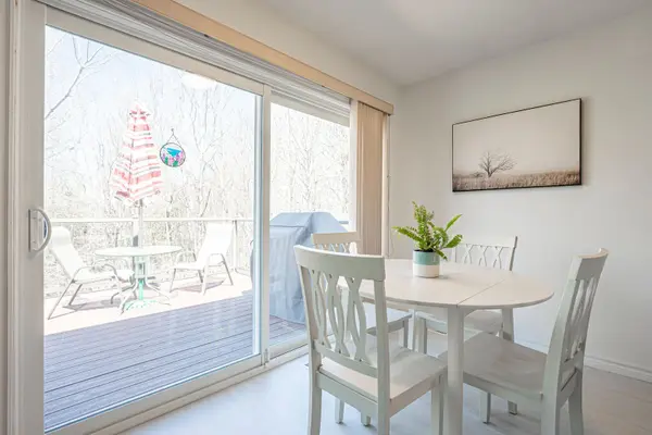 44 Nicklaus DR, Barrie, ON L4M 6W5