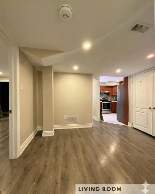 140 Queen Mary DR, Brampton, ON L7A 2R5