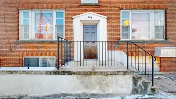 1264 Weston RD, Toronto W04, ON M6M 4R1