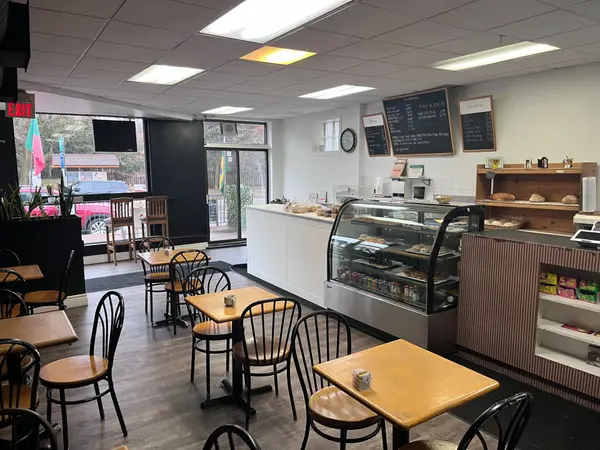 314 Kerr ST, Oakville, ON L6K 3B5