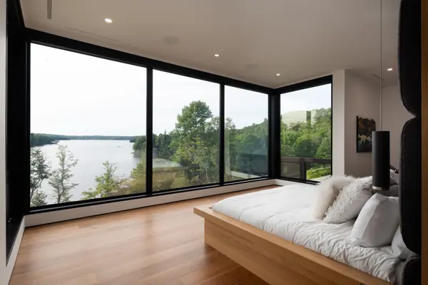 300 West Browns RD, Huntsville, ON P1H 2J3