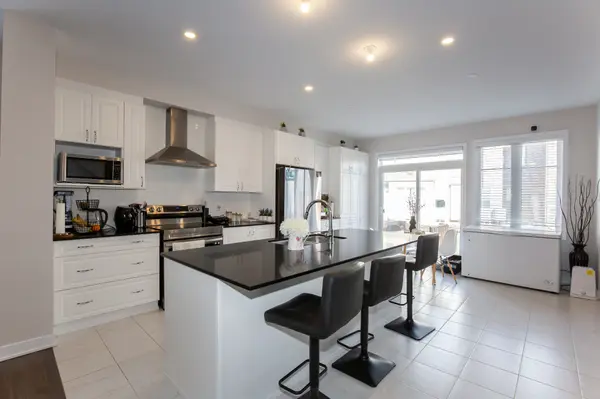 1021 Cottontail WALK, Orleans - Cumberland And Area, ON K4A 5H7