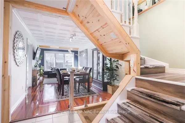 11 Tomahawk DR, Grimsby, ON L3M 5G4