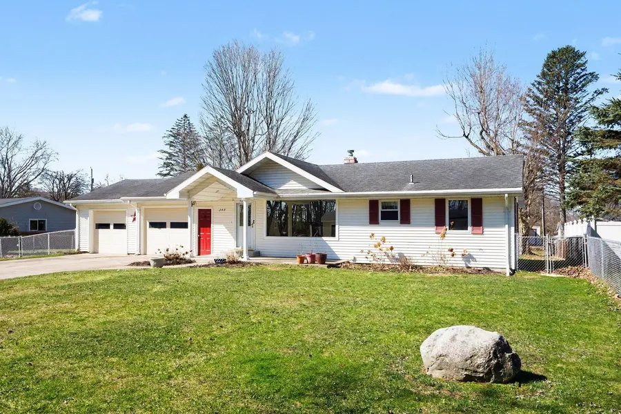 349 E Washington ST, Berrien Springs Vllg, MI 49103