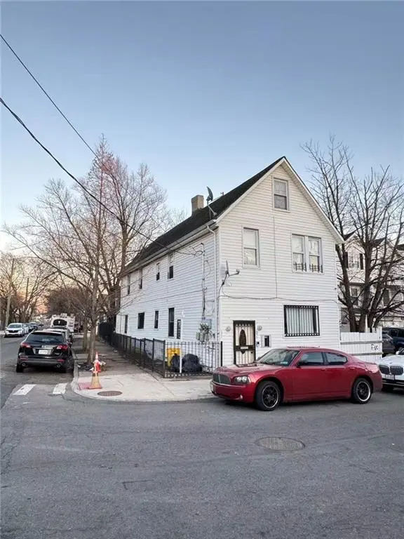 157 Harbor RD, Staten  Island, NY 10303