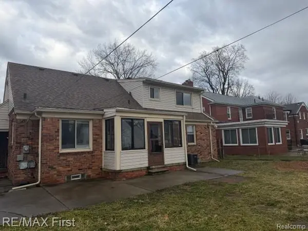 14852 Warwick ST, Detroit, MI 48223