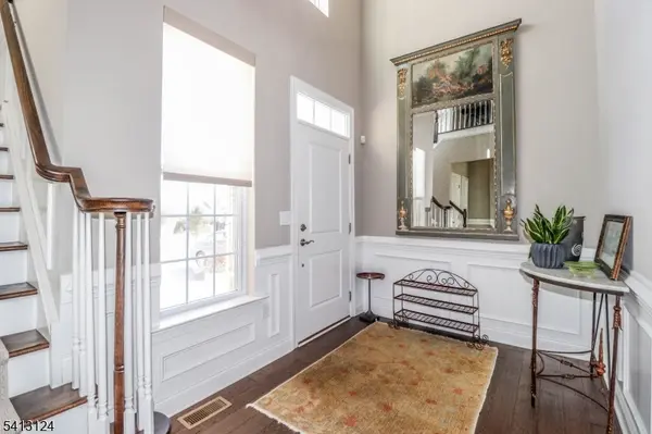 80 Van Cleef Dr, Readington Twp., NJ 08889