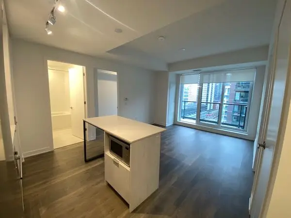 130 River ST #1004, Toronto C08, ON M5A 0R8