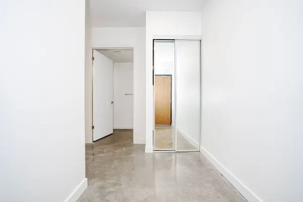 41 River ST #52, Toronto C08, ON M5A 3P1