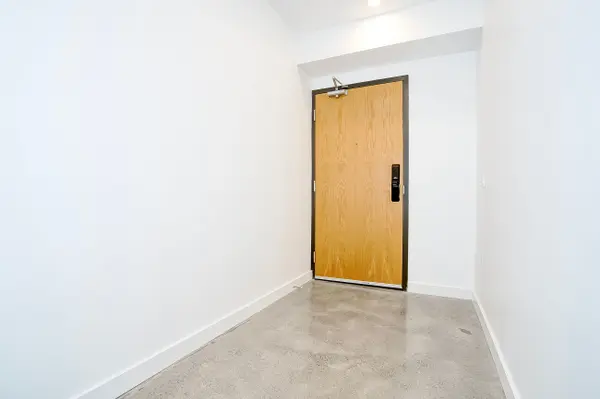 41 River ST #52, Toronto C08, ON M5A 3P1