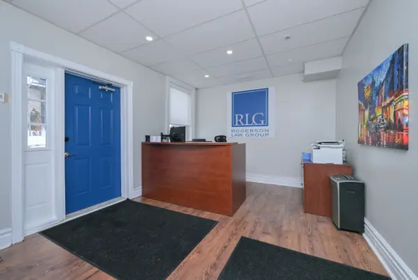 25 BERCZY ST, Barrie, ON L4M 3P6