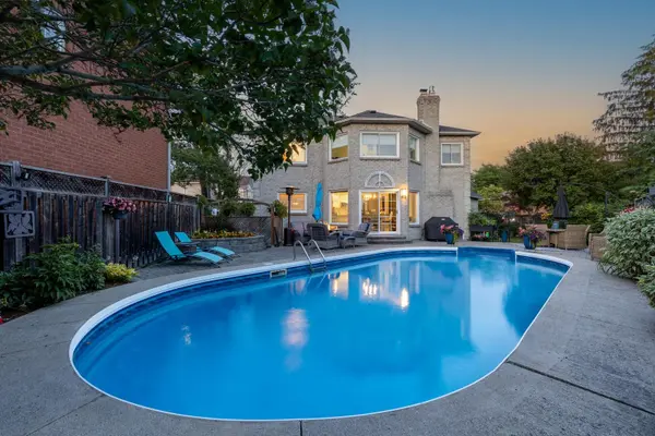 6762 Snow Goose LN, Mississauga, ON L5N 5J2