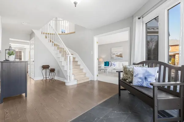 6762 Snow Goose LN, Mississauga, ON L5N 5J2