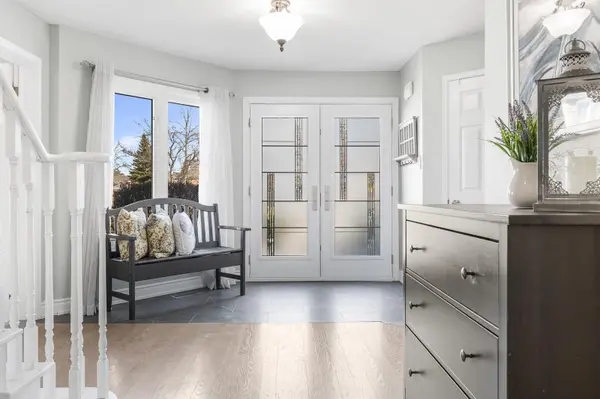 6762 Snow Goose LN, Mississauga, ON L5N 5J2