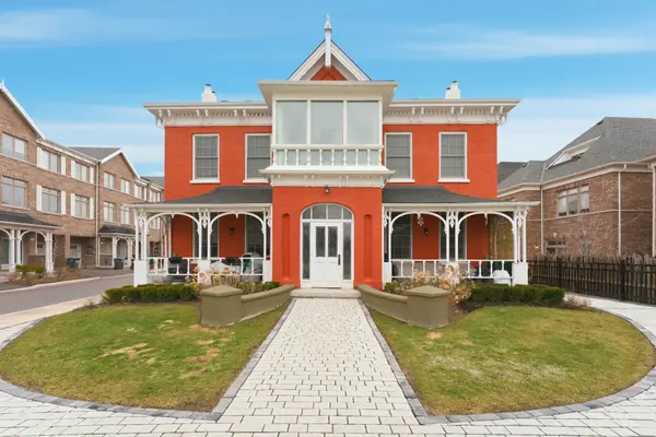 1980-1988 Barber House LN, Mississauga, ON L5M 2G9