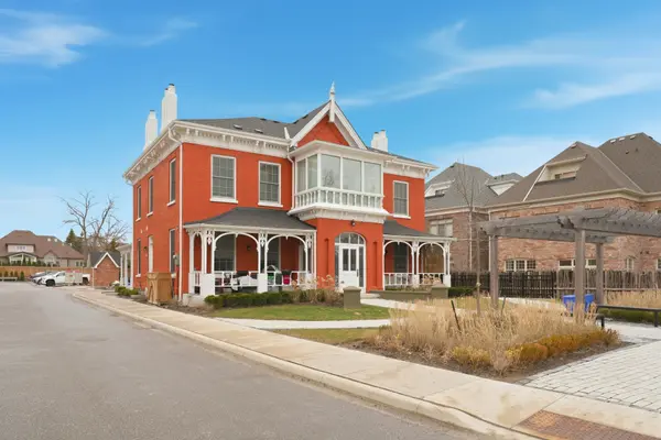 1980-1988 Barber House LN, Mississauga, ON L5M 2G9