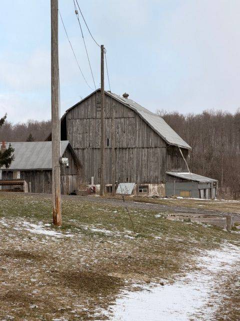 9063 Twiss RD, Milton, ON L0P 1B0