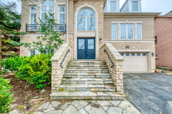 2326 Rockingham DR, Oakville, ON L6H 7J4