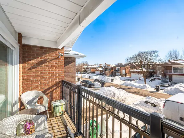 8 Deerpark CRES, Brampton, ON L6X 2T7