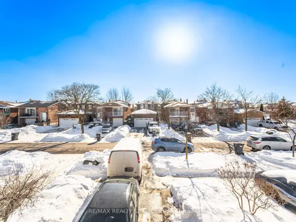 8 Deerpark CRES, Brampton, ON L6X 2T7