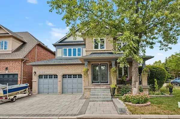 5409 Duchess CT, Burlington, ON L7L 6Z4