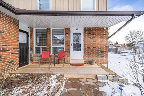 195 Ridge RD, Caledon, ON L7E 4V8