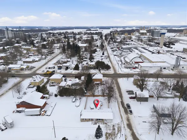 72 Lorne AVE, Bluewater, ON N0M 1X0