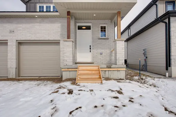 224 Bowman DR, Middlesex Centre, ON N0M 2A0