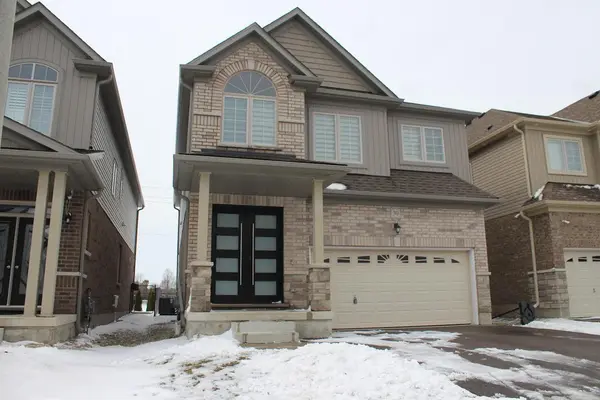 30 Henry Maracle ST E, North Dumfries, ON N0B 1E0